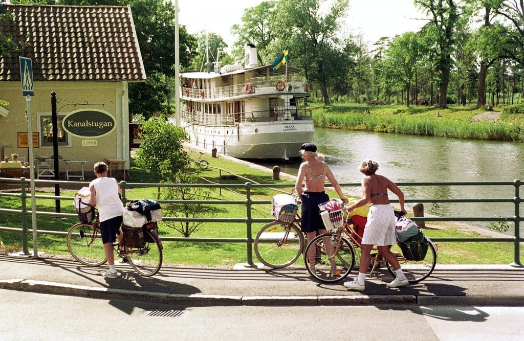 Stf Glasbruket Hostel & Apartments Borensberg المظهر الخارجي الصورة